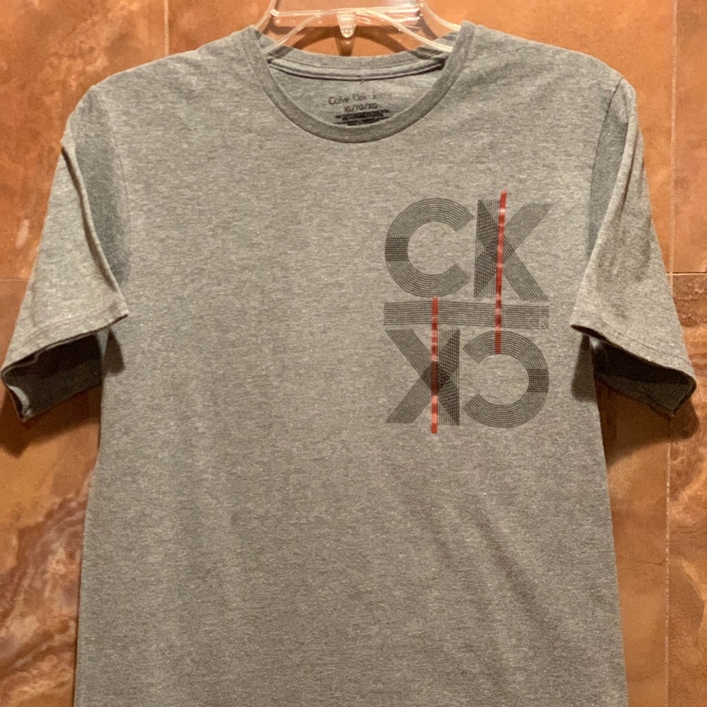 Calvin Klein Boys Grey Cotton Blend T-Shirt - XL